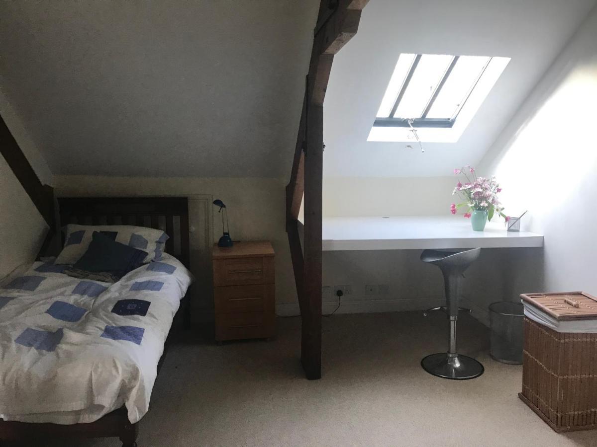크레디톤 St Michaels House B&B 외부 사진