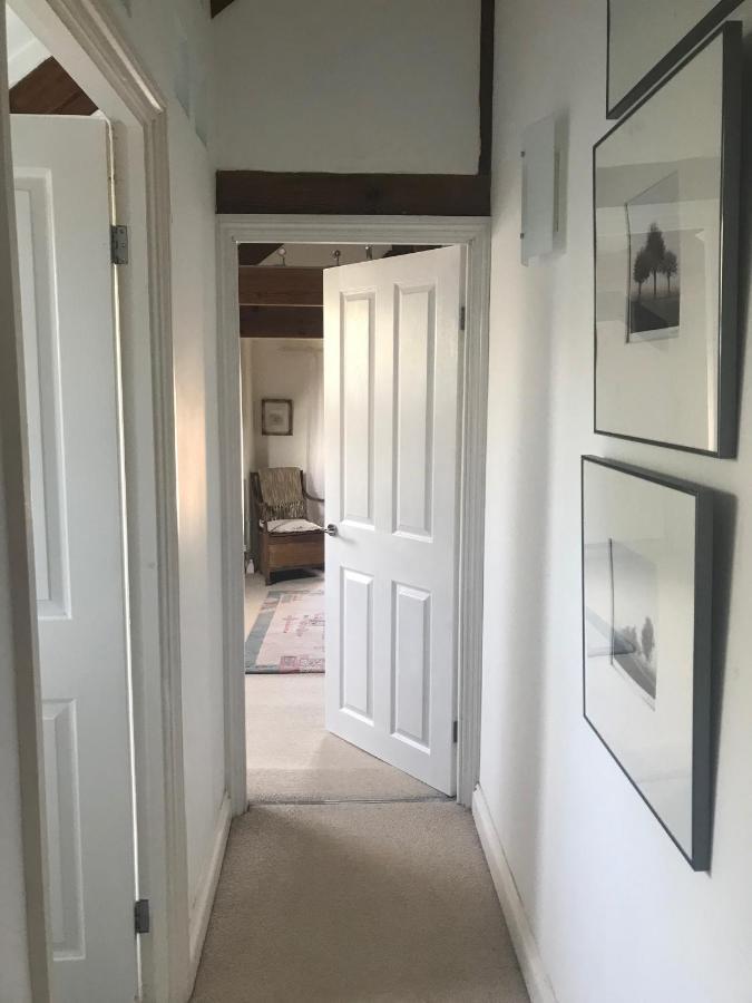 크레디톤 St Michaels House B&B 외부 사진