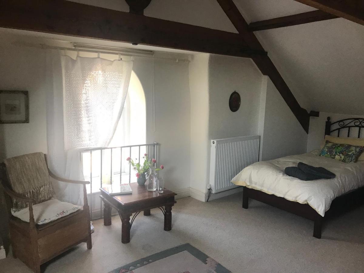 크레디톤 St Michaels House B&B 외부 사진